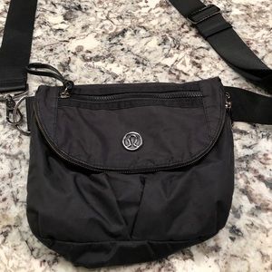 Lululemon Perfectly sized Bag